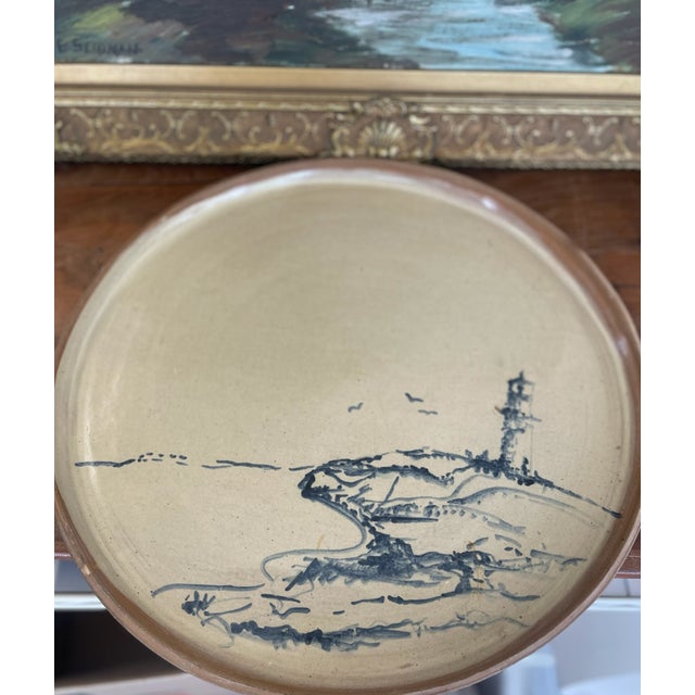 Mid 20th Century Coastal Studio Pottery Dish With Hand-Painted Lighthouse Coastal Scene. For Sale - Image 9 of 11