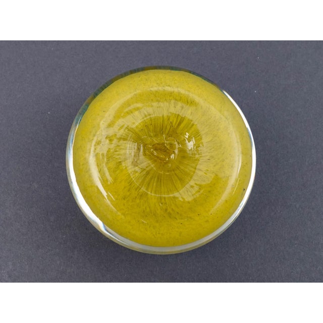 Mid 20th Century Perthshire Scotland Millefiori 16 Spoke Radial Twist Art Glass Paperweight For Sale In Miami - Image 6 of 6