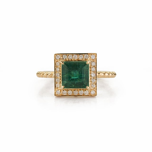 Mexican VRJewels 14k Yellow Gold Square Emerald Diamond Halo Vintage Ring Size 9 For Sale - Image 3 of 15