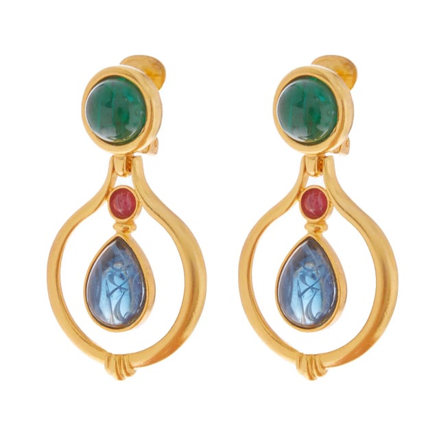 The Anakin earrings from the Lucresia Collection are absolutely stunning! They feature beautiful hand-crafted Czech glass...