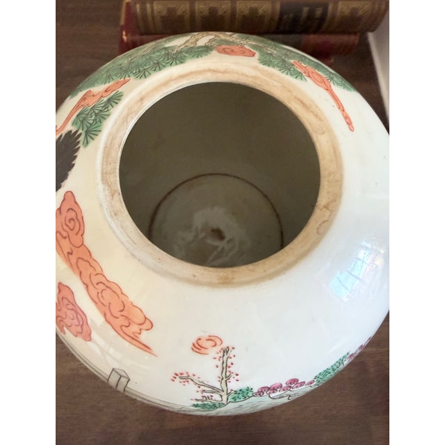 Antique White Pair Vintage Chinese Melon Jars | Famille Rose Porcelain Ginger Jars For Sale - Image 8 of 12