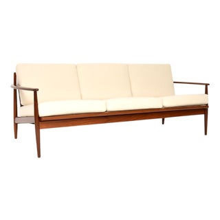 Vintage Danish Sofa in the style of Grete Jalk for France & Søn, 1960s For Sale