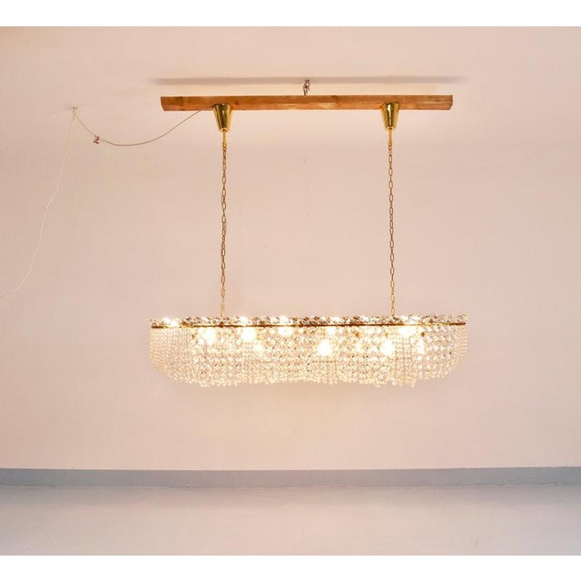 58 Zeppelin Chandelier in Crystal and Brass by J. T. Kalmar for Kalmar, Vienna, Austria, 1950s For Sale - Image 3 of 18