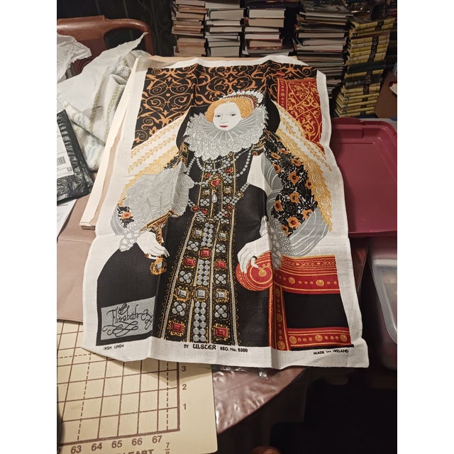 Irish Linen Tea Towel from England featuring Queen Elizabeth the 1st. Made by Ulster in Ireland.