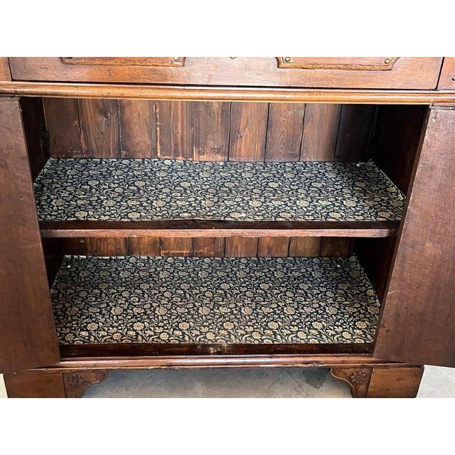 18th Century Louis XIII Style Italian Walnut Credenza / Buffet For Sale - Image 11 of 18