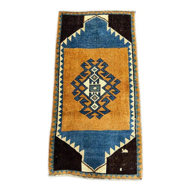 Turkish Yastik Rug 1'7" x 3'2" For Sale