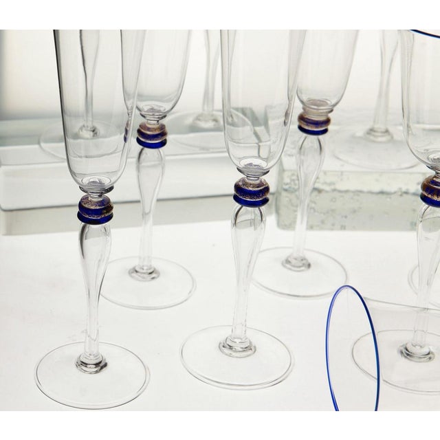 Stemmed Flute Glasses in Murano Glass with Cobalt and Gold Accents by Cenedese, 1980s, Set of 6 For Sale - Image 13 of 18