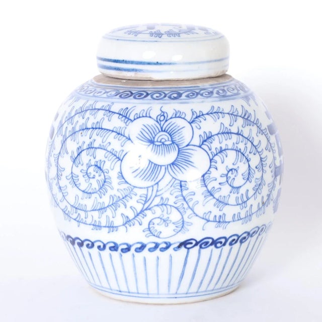 Chinese Pair of Chinese Blue and White Porcelain Double Happiness Tea Caddies For Sale - Image 3 of 7