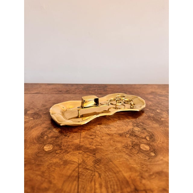 1900 - 1909 Antique Edwardian Brass Candle Snuffers and Tray, 1900s, Set of 2 For Sale - Image 5 of 7