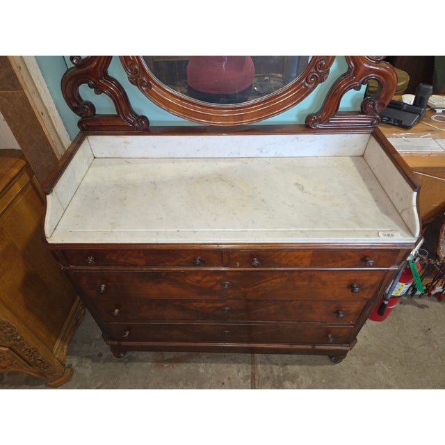Antique Late 19th Century Victorian Dresser Featuring a Carved Mirror and Original Marble Top. For Sale In New Orleans - Image 6 of 14