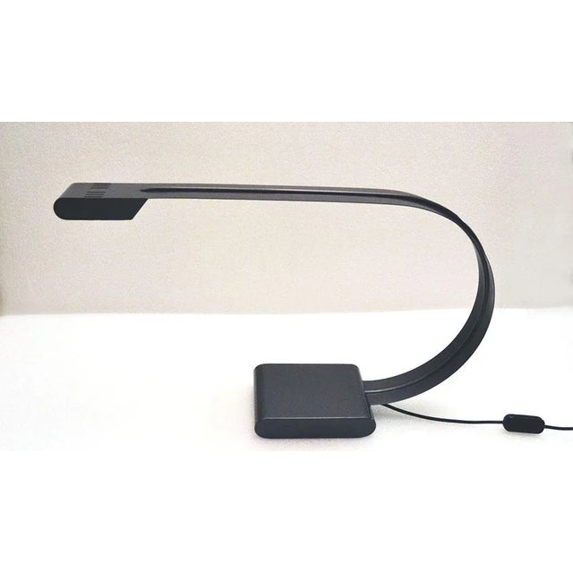 Lacquered & Curved Metal Italian Table Lamp, 1970s For Sale - Image 11 of 11