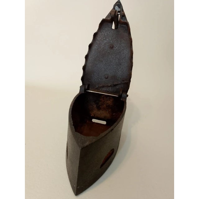 Figural Iron with Wooden Handle, 1900s For Sale - Image 5 of 9