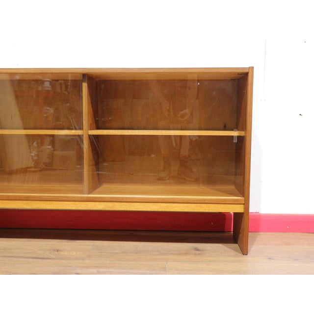 Wood Mid Century Modern Vintage Teak Bookcase Glass Door Display Cabinet For Sale - Image 7 of 9