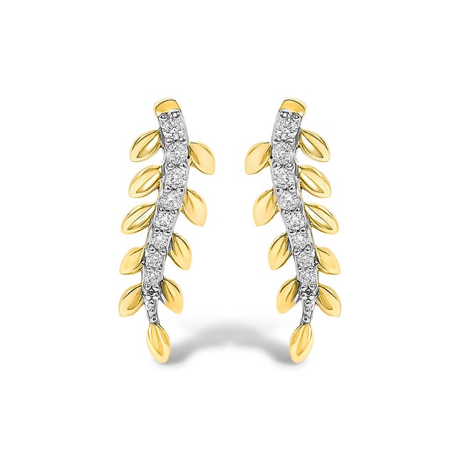 Immerse yourself in the understated elegance of these 14K yellow gold earrings, meticulously crafted into a delicate leaf...