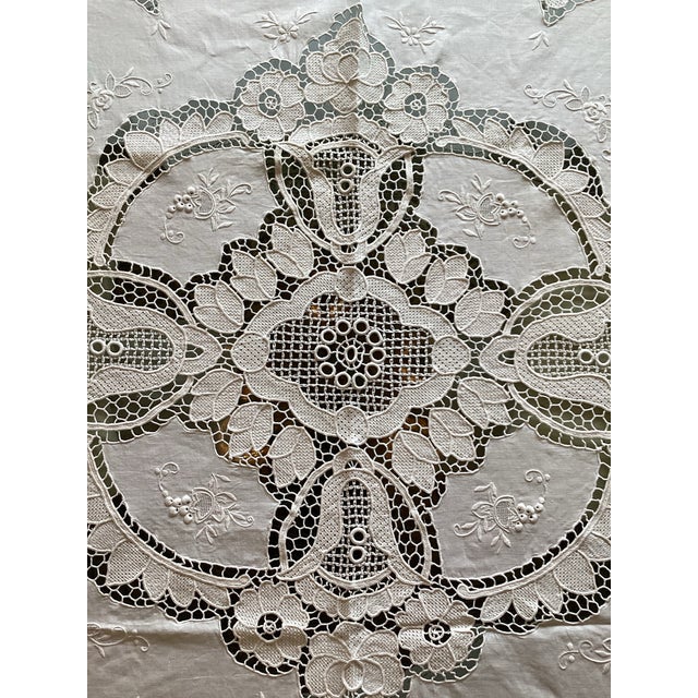 2010s Hand Cutwork Embroidered Rectangular White Linen Tablecloth With 10 Plain White Napkins For Sale - Image 5 of 9