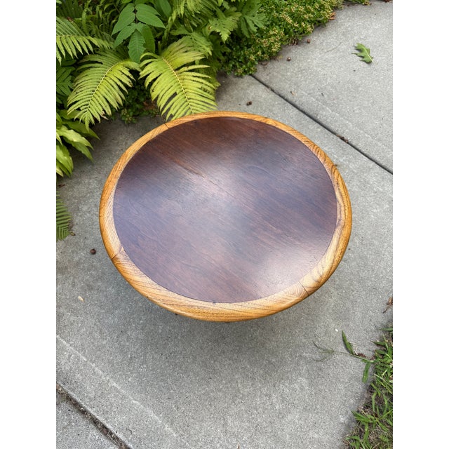 Wood Lane Perception Walnut Ash Round Table 1968 For Sale - Image 7 of 11