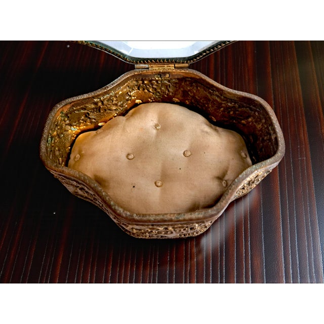 19th Century French Glass and Bronze Jewelry Box For Sale - Image 4 of 7