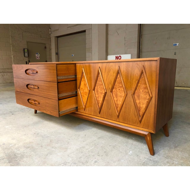 Mid Century Modern Walnut Credenza Sideboard Storage ... (640 x 640 Pixel)