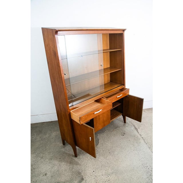 1960s 1960s Mid Century Modern China Cabinet Profile Drexel John Van Koert MCM Hutch Glass M For Sale - Image 5 of 12