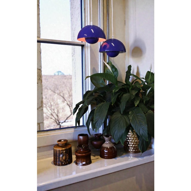 Metal Vintage Pendant Lamp in Cobalt Blue Metal and Red Inside Cup by Verner Panton for Louis Poulsen, 1960s, Set of 2 For Sale - Image 7 of 16