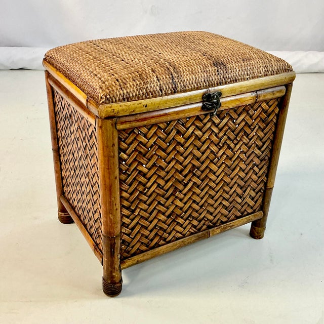 1980s 1980s Vintage Boho Chic Coastal Ralph Lauren Style Rattan, Bamboo, Wicker Storage Bench For Sale - Image 5 of 18