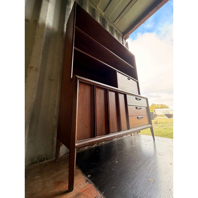 Broyhill 1969 Mid-Century Modern Broyhill Walnut and Laminate Hutch For Sale - Image 4 of 12