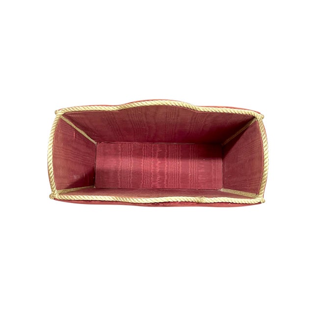 Vintage Italian Hollywood Regency Pink Velvet Magazine Book Holder For Sale - Image 10 of 17