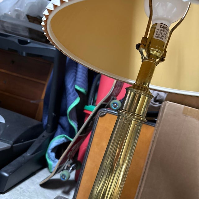 Mid-Century Modern Vintage Brass Stiffel Hollywood Regency Table Lamp MCM 26” Tall 11.5” With Original Silk Shantung Pleated Shade. For Sale - Image 3 of 15