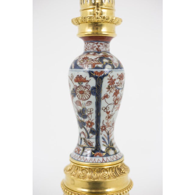 Large Table Lamp in Imari Porcelain and Gilt Bronze, 1880s For Sale - Image 6 of 11