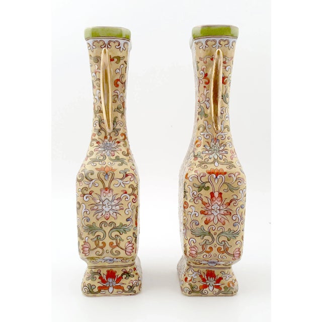 Chinese Porcelain Fu Bats and Shou Characters Vase Pair For Sale - Image 4 of 9