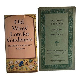 1976 Gardeners and Trees of New York Books- Set of 2 For Sale