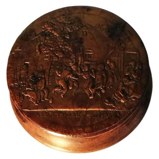 18th Century Walnut Wooden Snuffbox For Sale