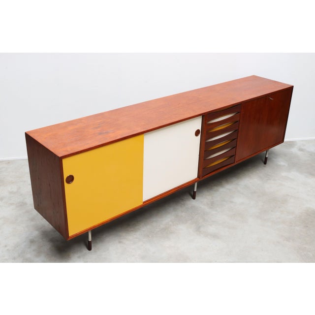 Model 29A Triennale Sideboard in Teak by Arne Vodder for Sibast, Denmark, 1958 For Sale - Image 11 of 16