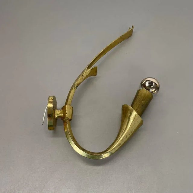 Minimalist Brass Theatre Wall Light in the style of Stilnovo and Gio Ponti, Italy, 1950s For Sale - Image 11 of 18