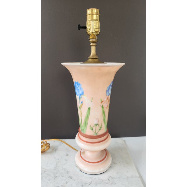 1940s Mid-Century Modern Hand-Painted Iris Satin Glass Table Lamp in Blush Pink With Brass Hardware For Sale - Image 12 of 17