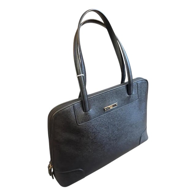 A 1990s Gucci Black Textured Leather and Brass Hardware Shoulder Bag For Sale