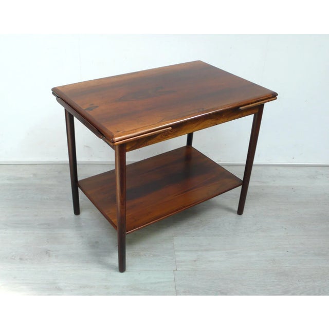 1960s Danish Modern Extendable Side Table in Tulipwood from Dyrlund, 1960s For Sale - Image 5 of 9