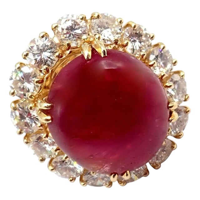 1960s Van Cleef & Arpels Large Cabochon Burmese No Heat Ruby Diamond Gold Ring Gia, Size 6 For Sale