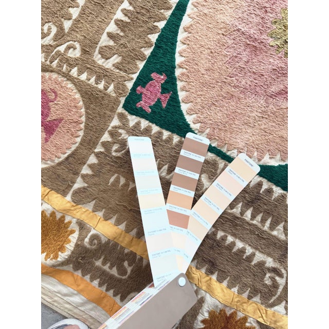 Textile Suzani Tribal Textile - Neutral Tan Samarkand Embroidery For Sale - Image 7 of 7