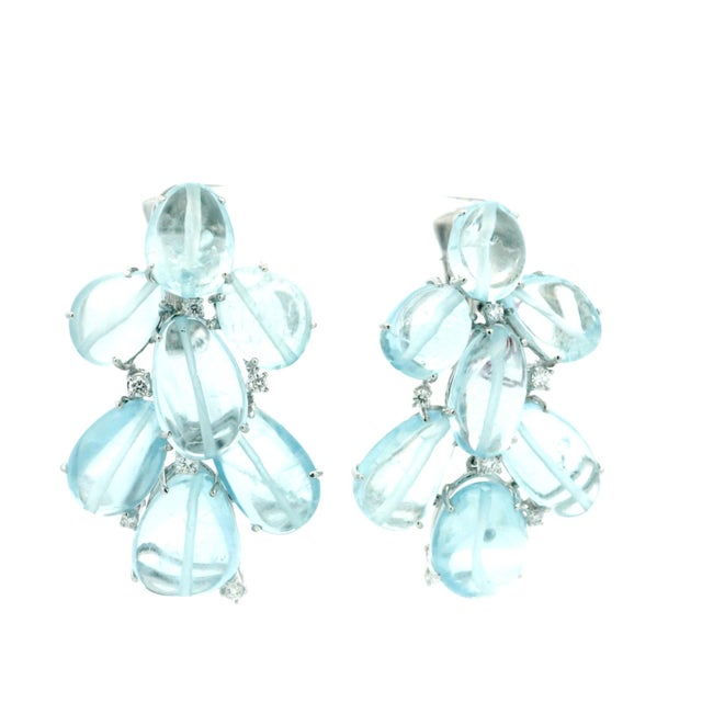 Modern Italian Aquamarine and Diamond Chandelier Earrings in 18k White Gold, Circa 1990, Pair For Sale - Image 3 of 13