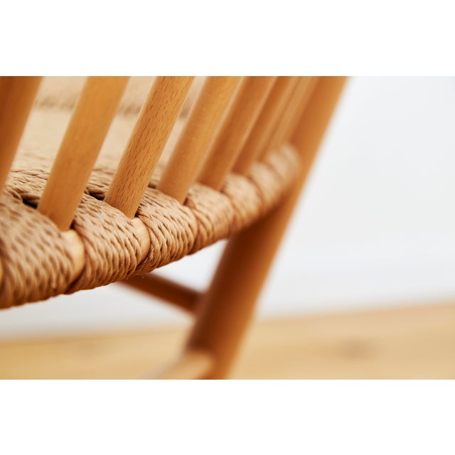 Vintage J16 Rocking Chair by Hans J. Wegner for FDB Møbler, 1960s For Sale - Image 6 of 14