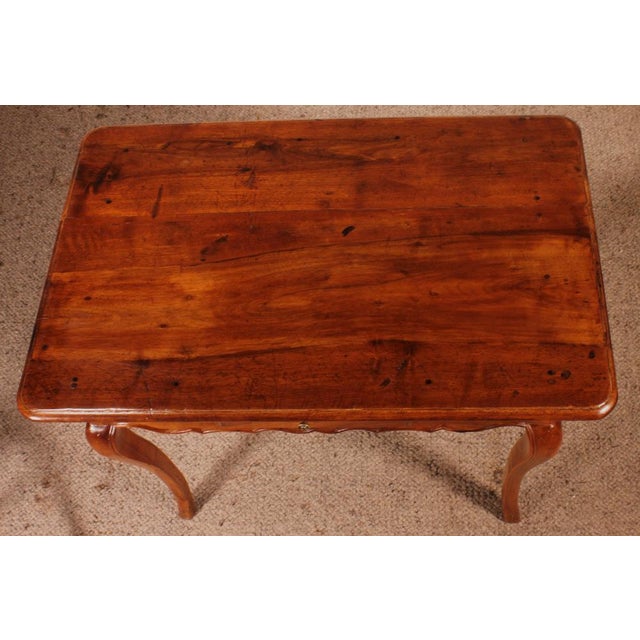 18th Century Side or Writing Table in Walnut For Sale - Image 11 of 12