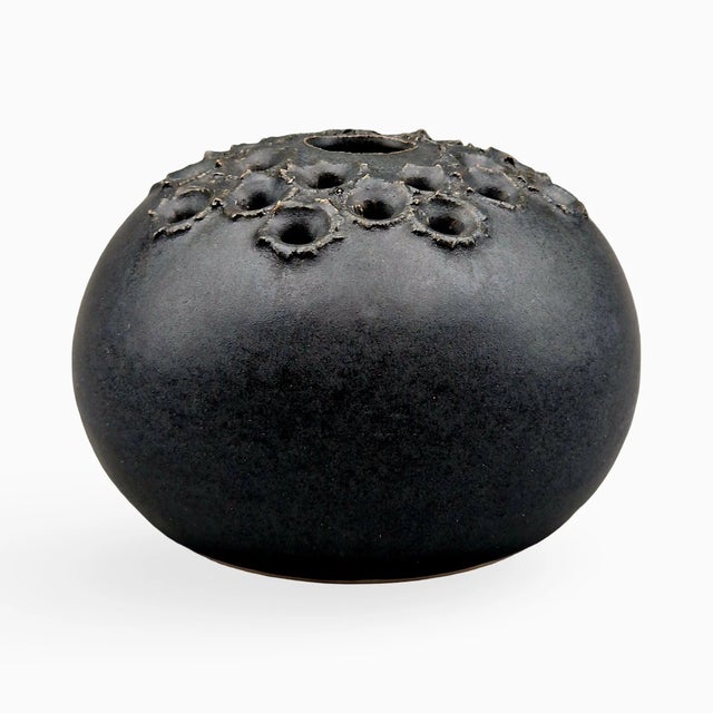Ceramic Brutalist Ikebana Vase by Aage Würtz for Studiokeramik, Denmark, 1960s For Sale - Image 7 of 10