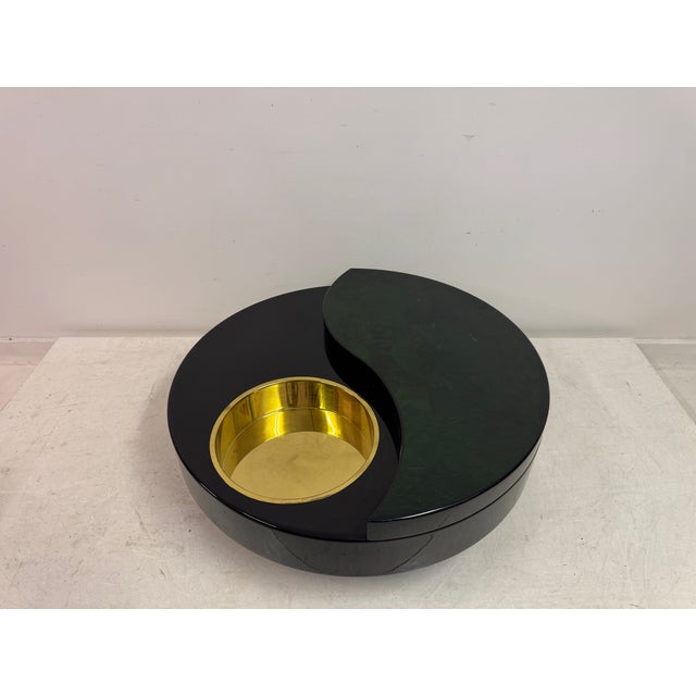 Yin Yang Revolving Coffee Table, Italy, 1970s For Sale - Image 4 of 14