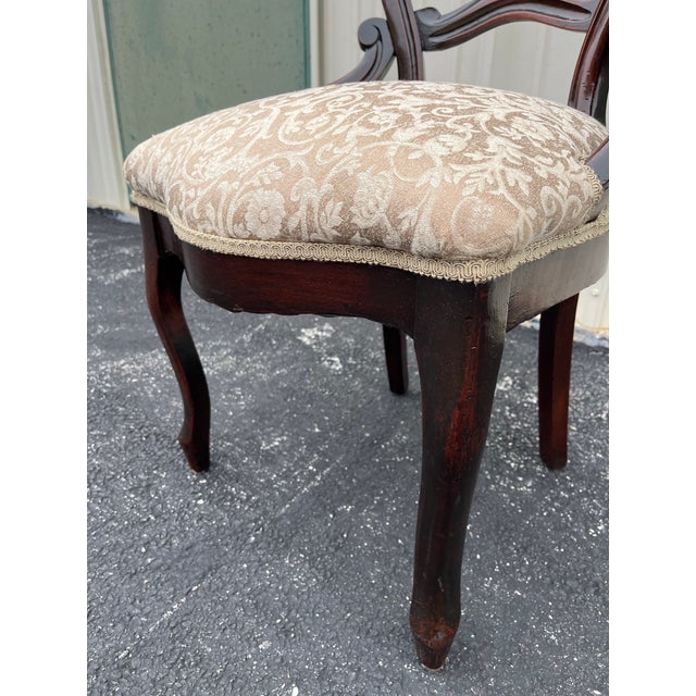 Antique Victorian American Balloon Back Mahogany Dining Chairs- Set of 4 For Sale - Image 6 of 12