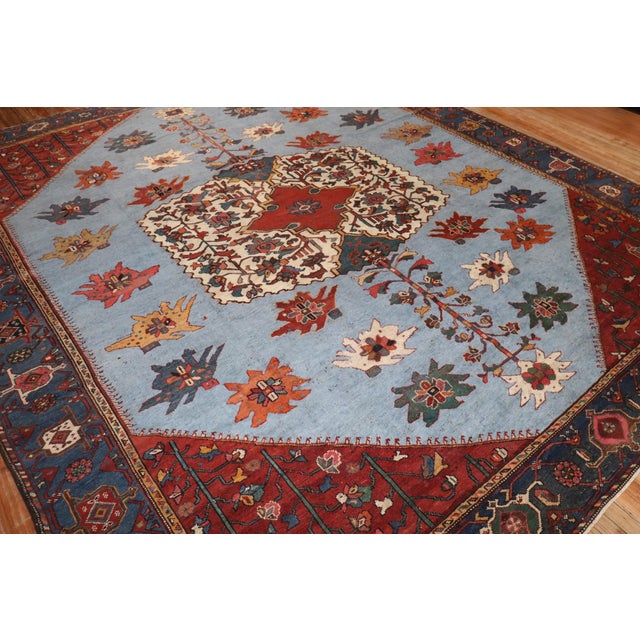 Early 20th Century Dramatic Floral Persian Bakhtiari Rug no. j3160 For Sale - Image 5 of 12