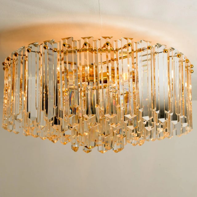 Kalmar Large Faceted Prims and Gild Brass Flush Mount by J.T. Kalmar, 1970s For Sale - Image 4 of 16