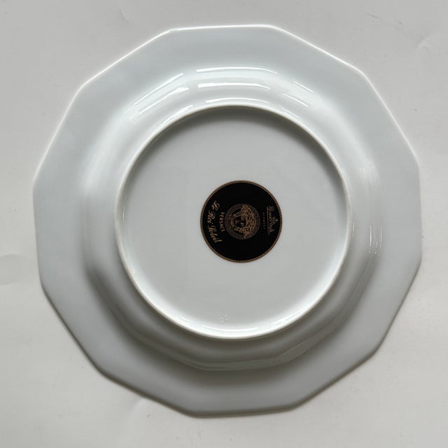 Postmodern Le Roi Soleil Rim Salad Plates by Versace for Rosenthal, 1990s, Set of 6 For Sale - Image 3 of 7