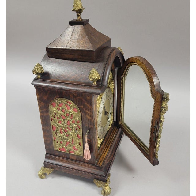 Antique French Tiger Oak Bracket Mantel Clock With Ormolu Caryatids & Pineapple Finials For Sale - Image 9 of 13