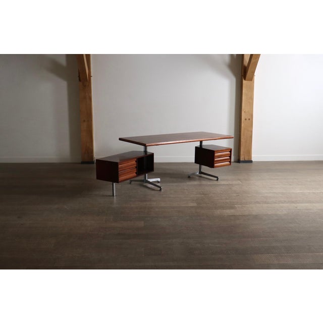 1950s T95 Desk by Osvaldo Borsani for Tecno, Italy, 1956 For Sale - Image 5 of 14